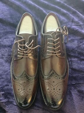 Men's Brown Wingtip Leather Dress Shoes Size 11